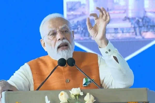 सौगात ए मोदी" ईद में मुसलमानों को मिला बड़ा तौफा