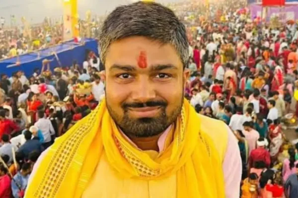 "मैं गुड न्यूज़ देने जा रहा हूँ आपको," मनीष कश्यप ने कहा।